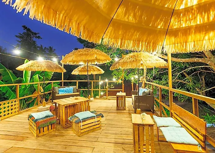 Camotes-hidden-huts 3*