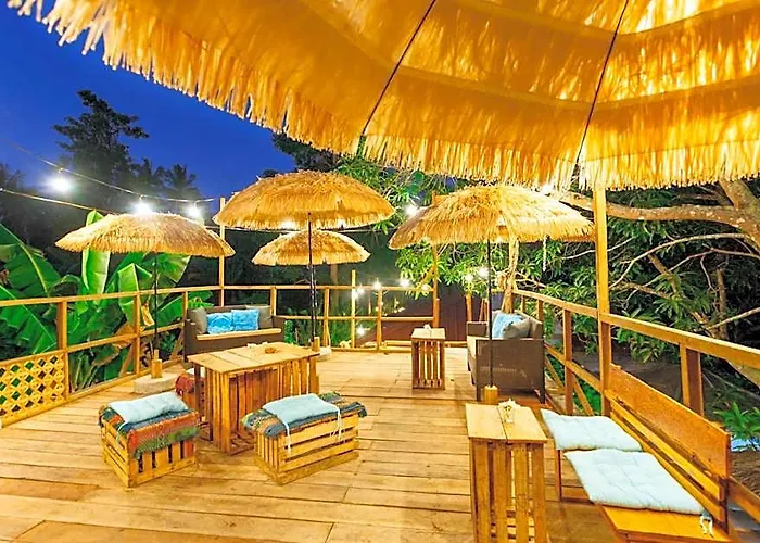Hotel Camotes-hidden-huts